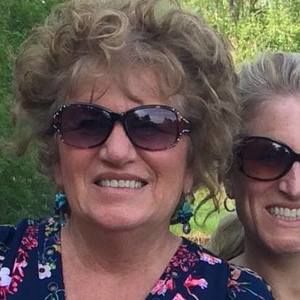 Meet your Posher, Elizabeth